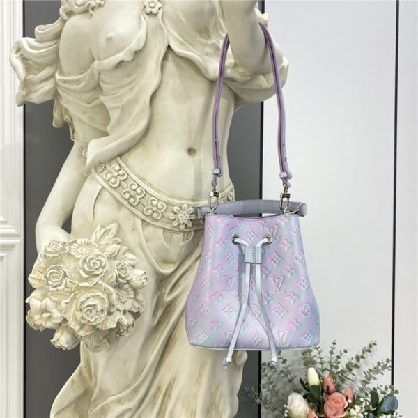 Louis Vuitton NeoNoe BB Lilas Purple