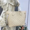 Louis Vuitton Neverfull MM Pale Beige