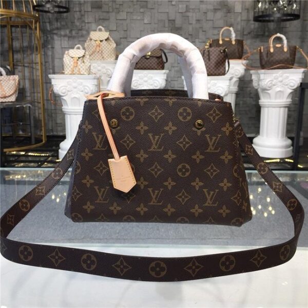 Louis Vuitton Montaigne BB