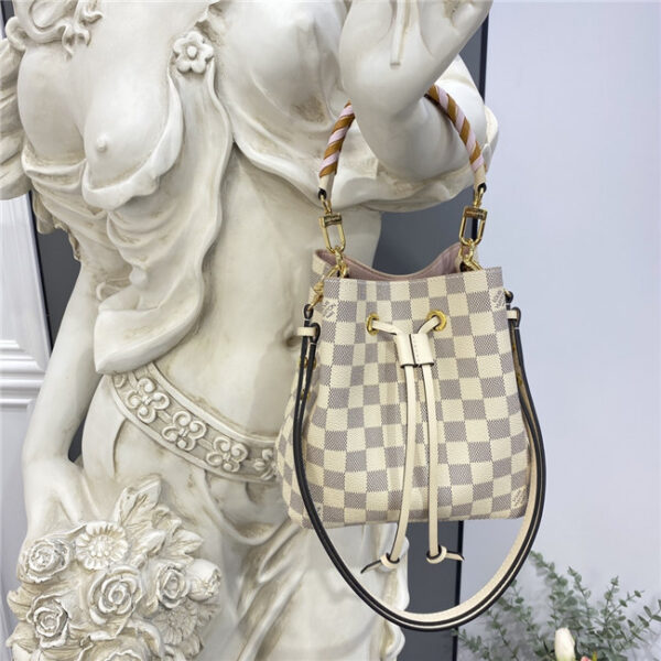 Louis Vuitton NeoNoe BB