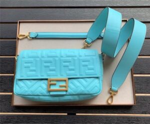 Fendi Baguette Medium (Varied Colors)