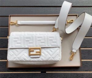 Fendi Baguette Medium (Varied Colors)