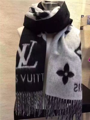 Louis Vuitton Reykjavik Scarf (2 colors)