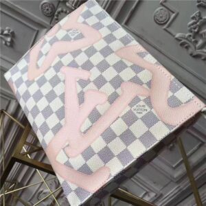 Louis Vuitton Azur Toiletry Pouch 26