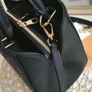 Louis Vuitton Montaigne BB Noir