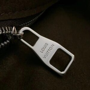 Louis Vuitton Babylone Chain BB Galet