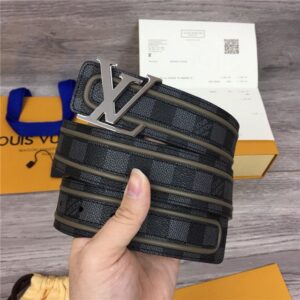 Louis Vuitton LV Initiales Belt 40mm