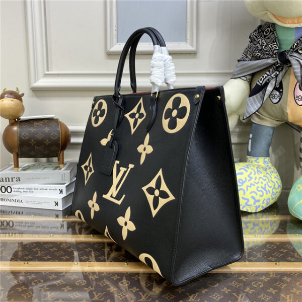 Louis Vuitton Onthego GM Black / Beige