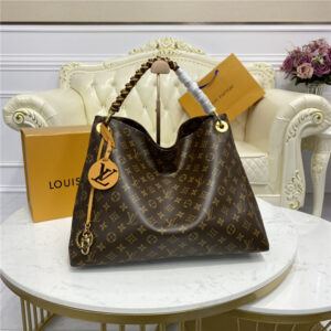 Louis Vuitton Artsy MM