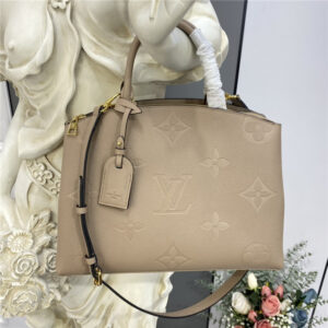 Louis Vuitton Grand Palais M45833 Tourterelle