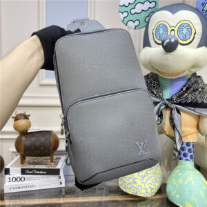 Louis Vuitton Avenue Sling Bag Taiga Leather – Men (Glacier)