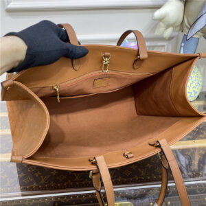 Louis Vuitton Onthego GM Cognac