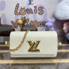 Louis Vuitton Twist West M24550 Quartz