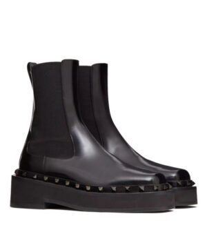 Valentino Womens M-Way Rockstud Beatle In Calfskin With Tone-On-Tone Studs 50 MM Black
