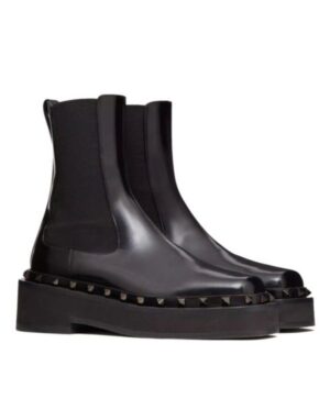 Valentino Womens M-Way Rockstud Beatle In Calfskin With Tone-On-Tone Studs 50 MM Black