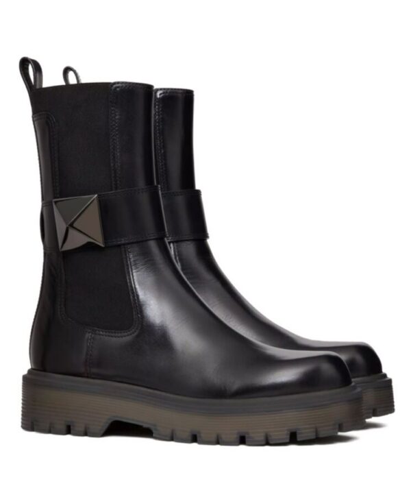 Valentino Womens One Stud Beatle In Calfskin 45MM Black